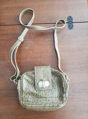 Bolo Olive Green Crossbody Bag